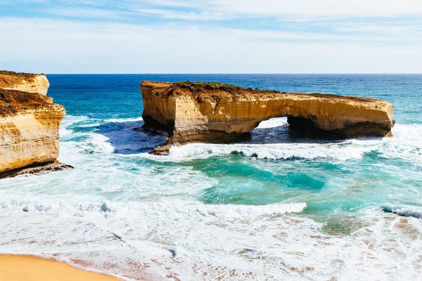 London Arch - Tourist Attraction on Great Ocean Road