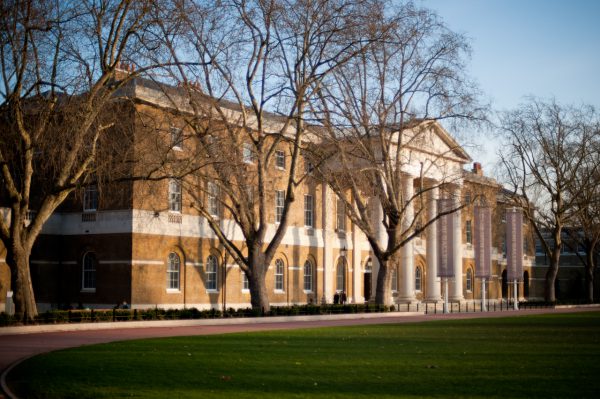 Saatchi Gallery - Place to Visit in London