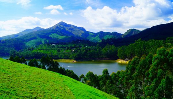 Munnar - Best Valentine Place in India