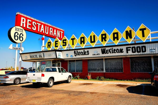 restaurant-on-the-road