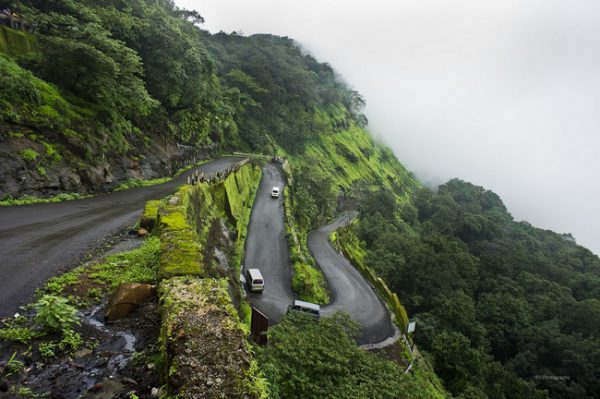 Chauffeur driven car in Mumbai