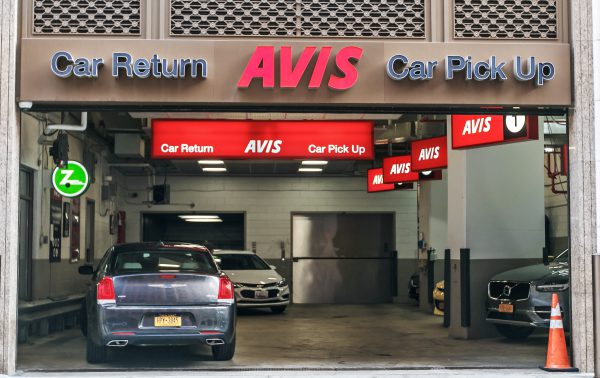 avis car centre