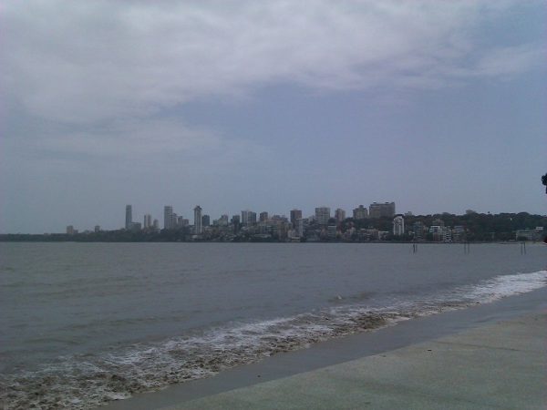 Beaches Near Mumbai Juhu Beach 